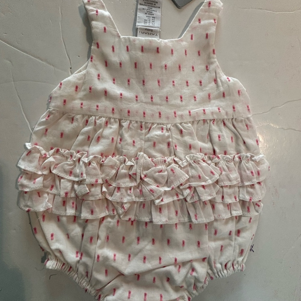 TAHARI Baby Bundle of 2 ROMPERS 0-3 Mo NWT - Picture 3 of 8